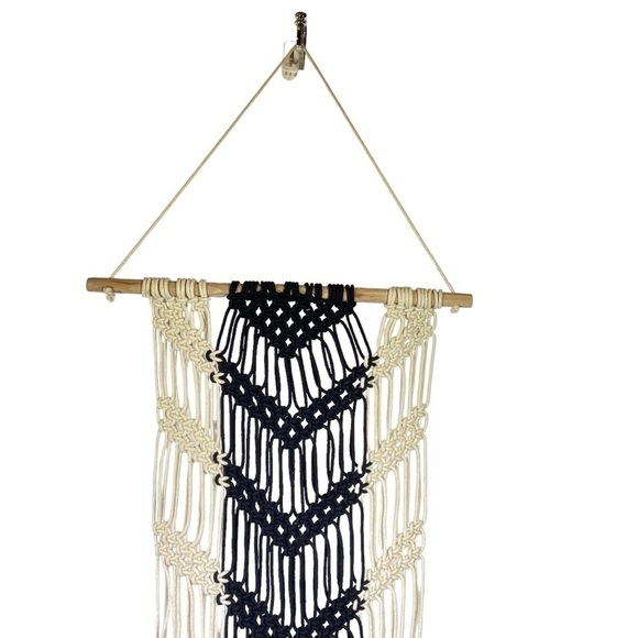 Urban Outfitters Lily Macrame' Wall Hanging Ivory/Black 100% Cotton - Picture 6 of 8